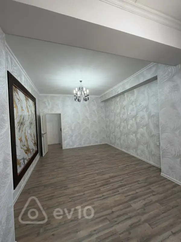 Satılır 2 otaqlı yeni tikili 60 m²