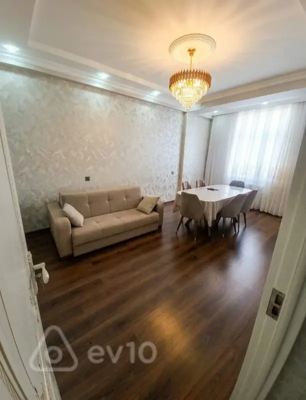 Kirayə verilir 3 otaqlı yeni tikili 100 m²