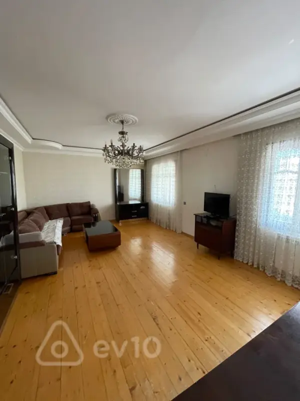 Kirayə verilir 3 otaqlı yeni tikili 80 m²