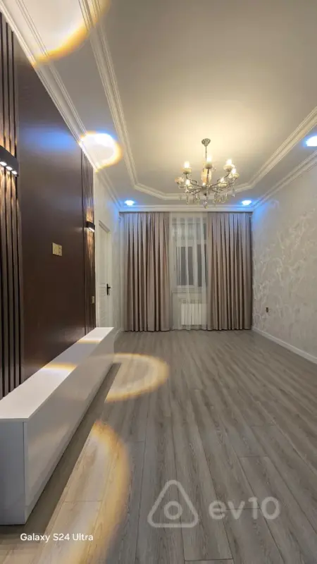 Satılır 3 otaqlı yeni tikili 70 m²