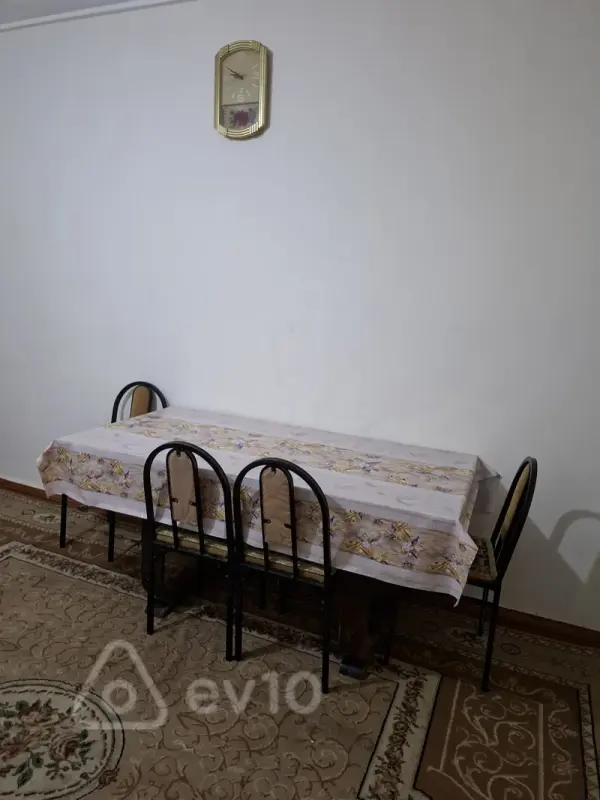 Kirayə verilir 2 otaqlı həyət evi 80 m²