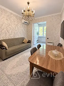Satılır 3 otaqlı köhnə tikili 50 m² — Bakı, Nəsimi 3 otaq 50.00 m²