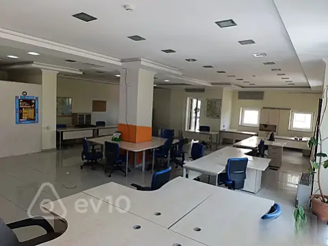 Kirayə verilir 7 otaqlı ofis 320 m² — Bakı, Nəsimi 7 otaq 320.00 m²