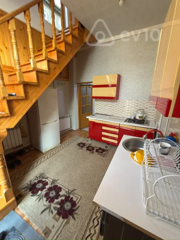 Kirayə verilir 5 otaqlı həyət evi 70 m²