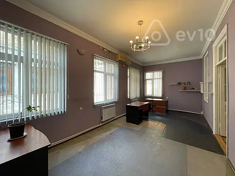Kirayə verilir 4 otaqlı ofis 110 m² — Bakı, Nəsimi 4 otaq 110.00 m²