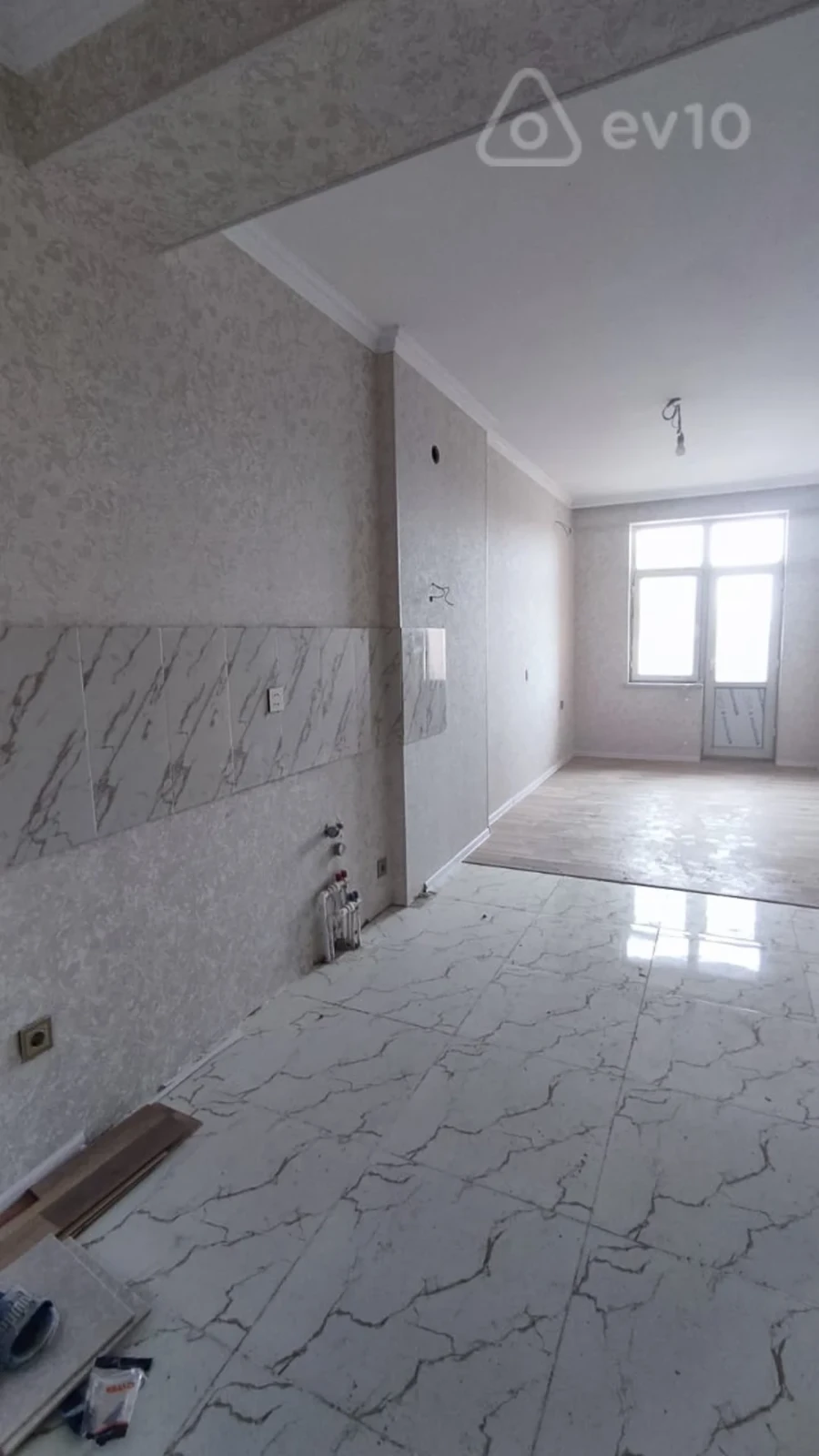 Satılır 2 otaqlı yeni tikili 57 m²