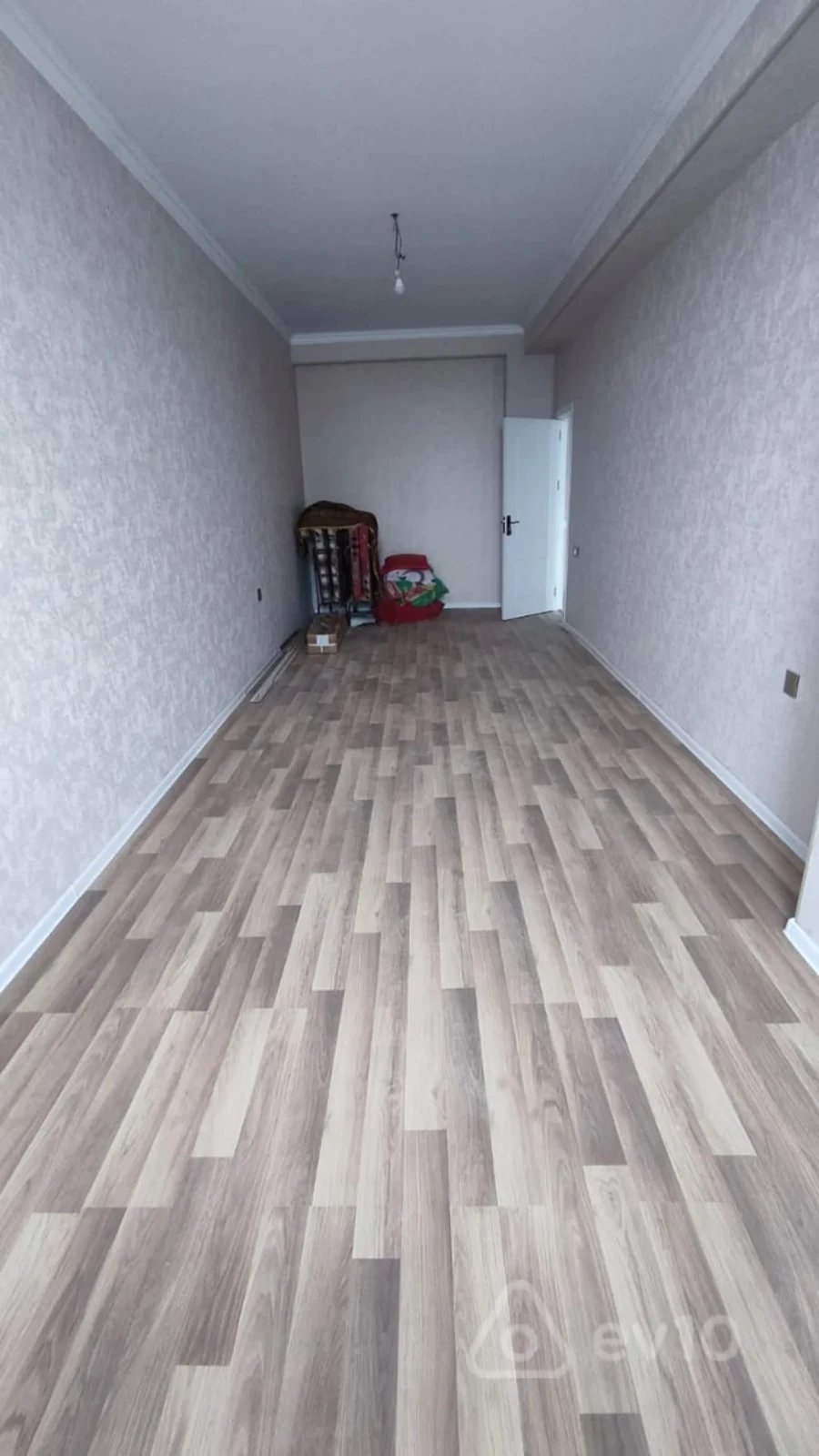 Satılır 2 otaqlı yeni tikili 57 m²