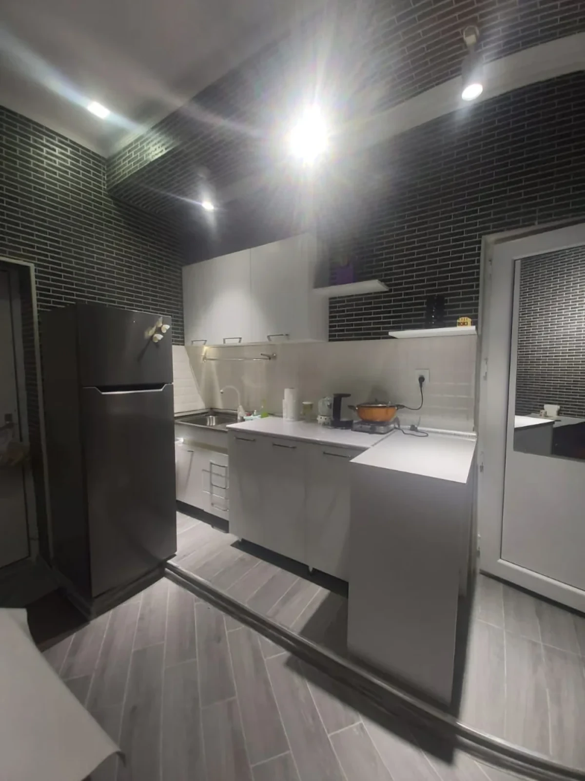 Satılır 2 otaqlı yeni tikili 55 m²