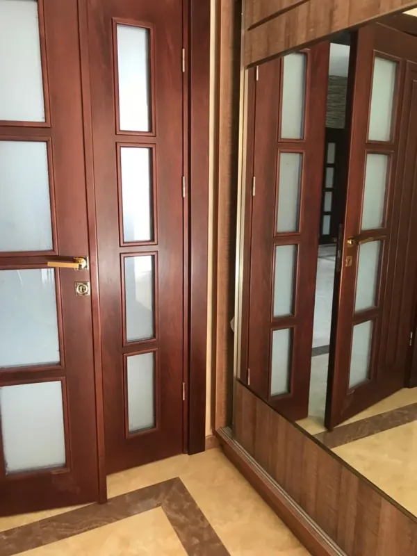 Satılır 6 otaqlı həyət evi 300 m²