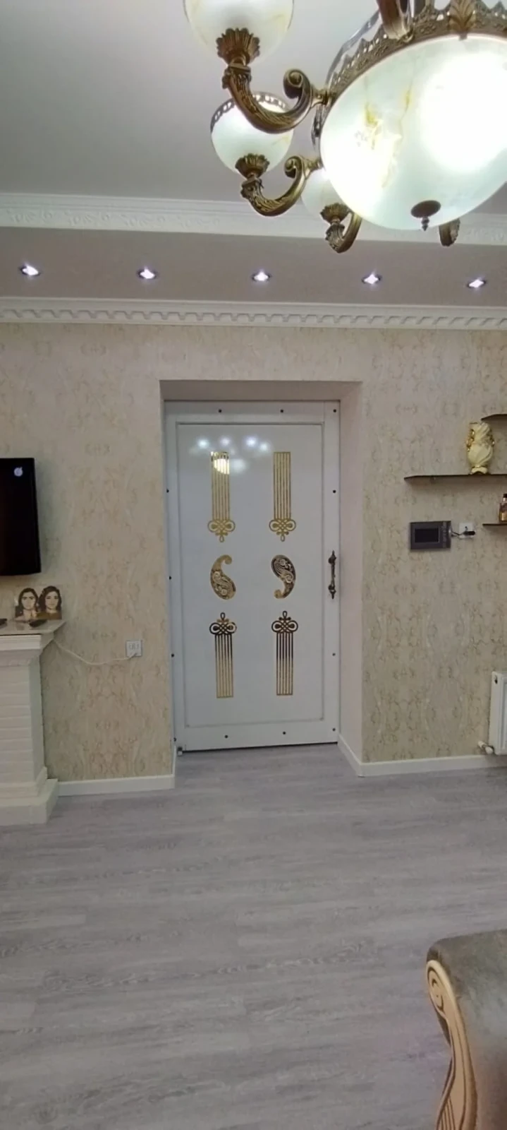 Satılır 4 otaqlı həyət evi 210 m²