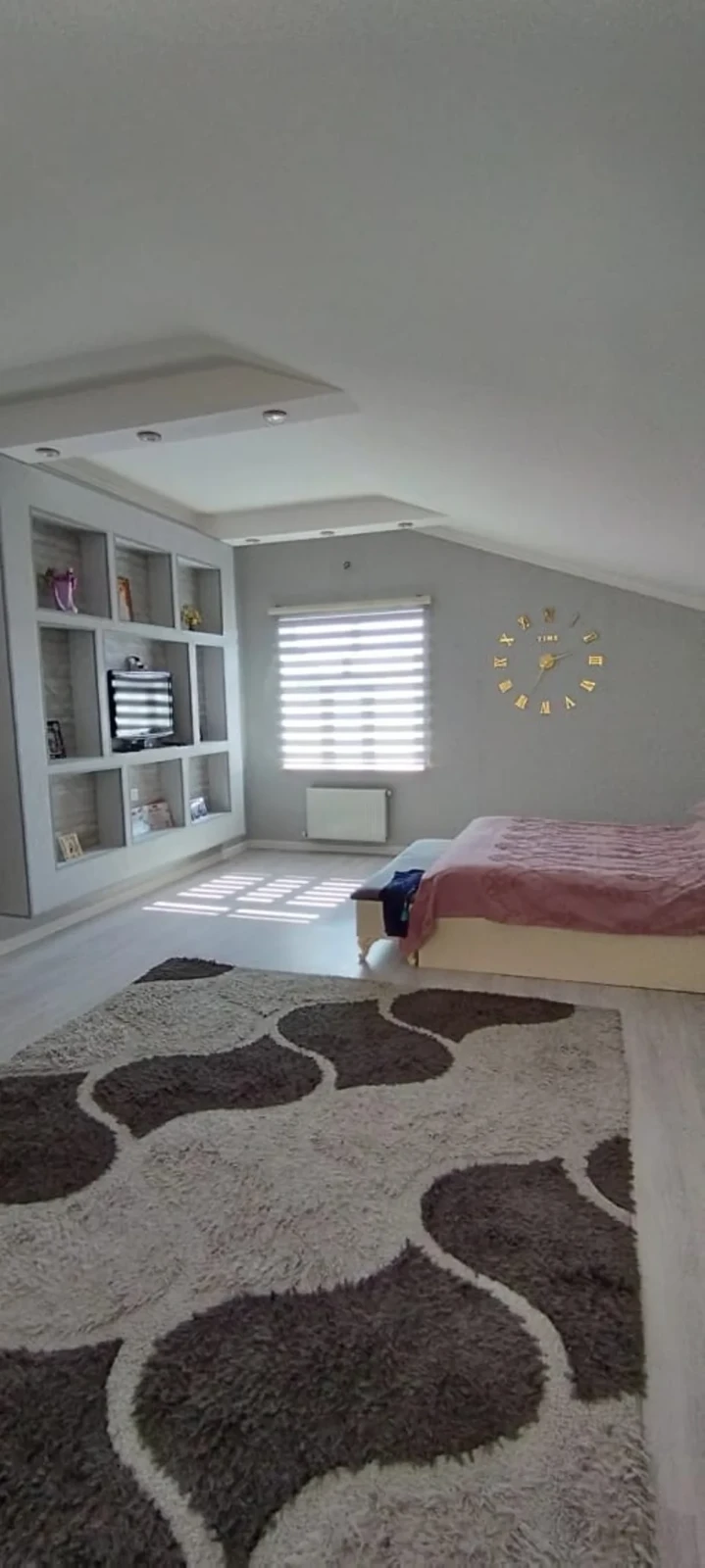 Satılır 4 otaqlı həyət evi 210 m²