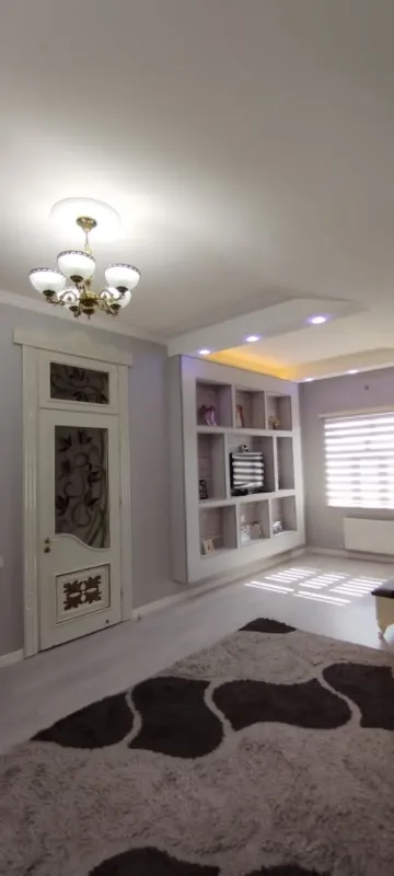 Satılır 4 otaqlı həyət evi 210 m²