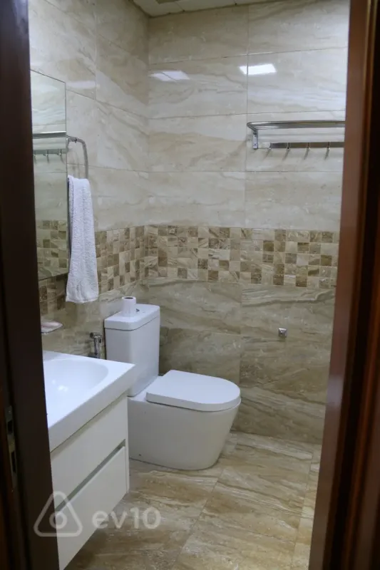 Satılır 3 otaqlı yeni tikili 130 m²