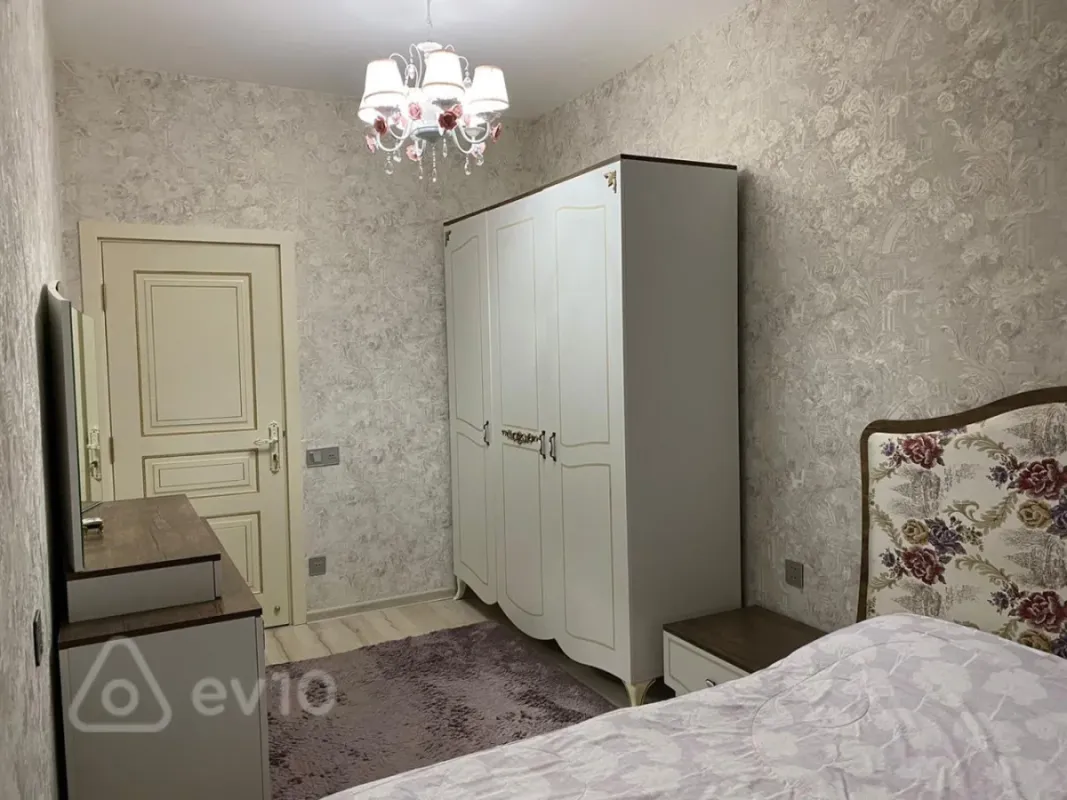 Satılır 3 otaqlı yeni tikili 90 m²