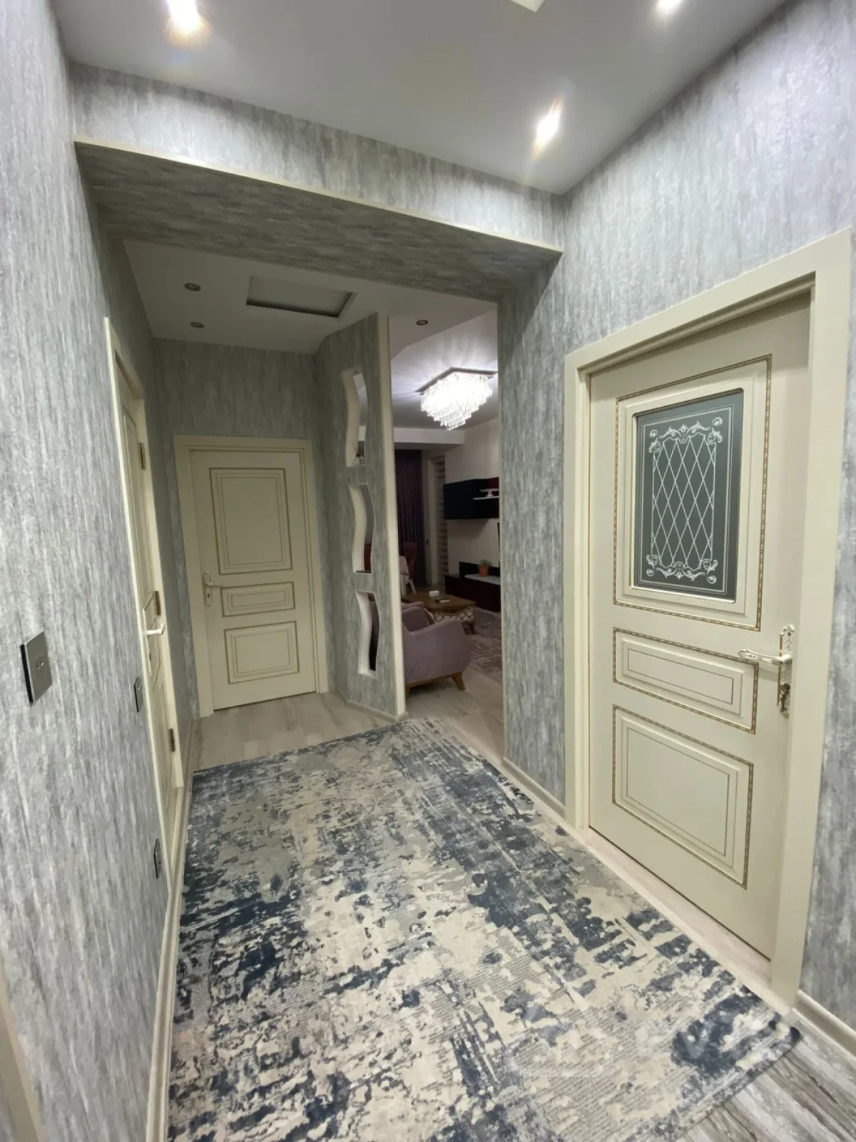 Satılır 3 otaqlı yeni tikili 90 m²