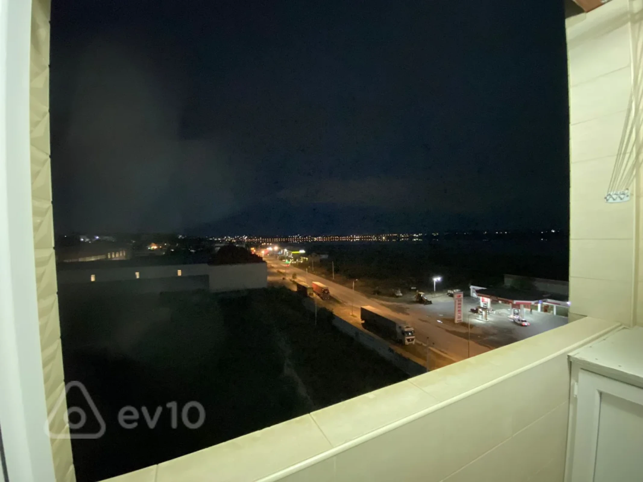 Satılır 3 otaqlı yeni tikili 90 m²