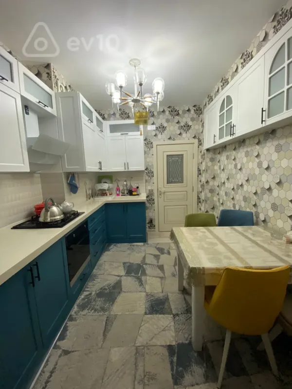 Satılır 3 otaqlı yeni tikili 90 m²