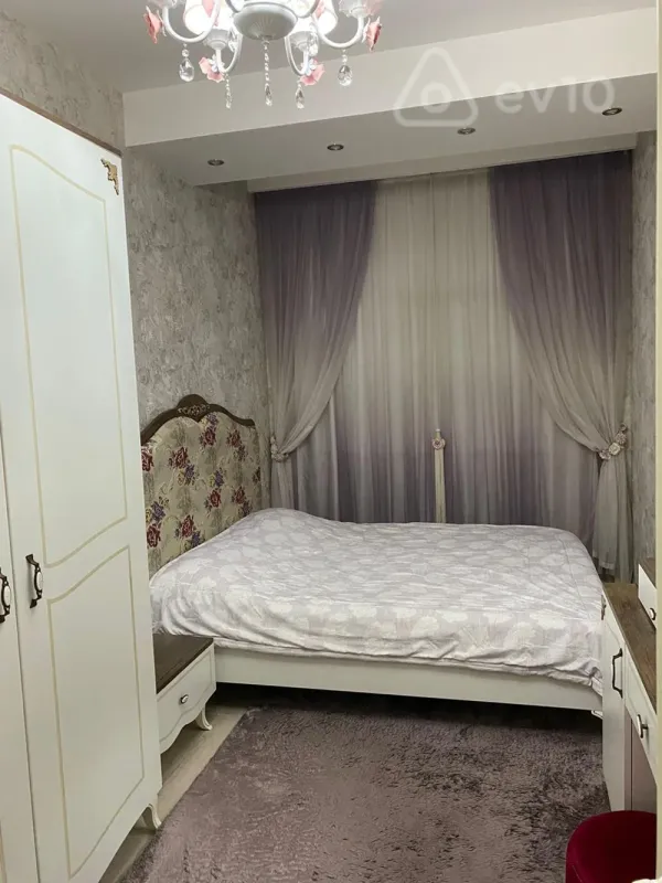 Satılır 3 otaqlı yeni tikili 90 m²