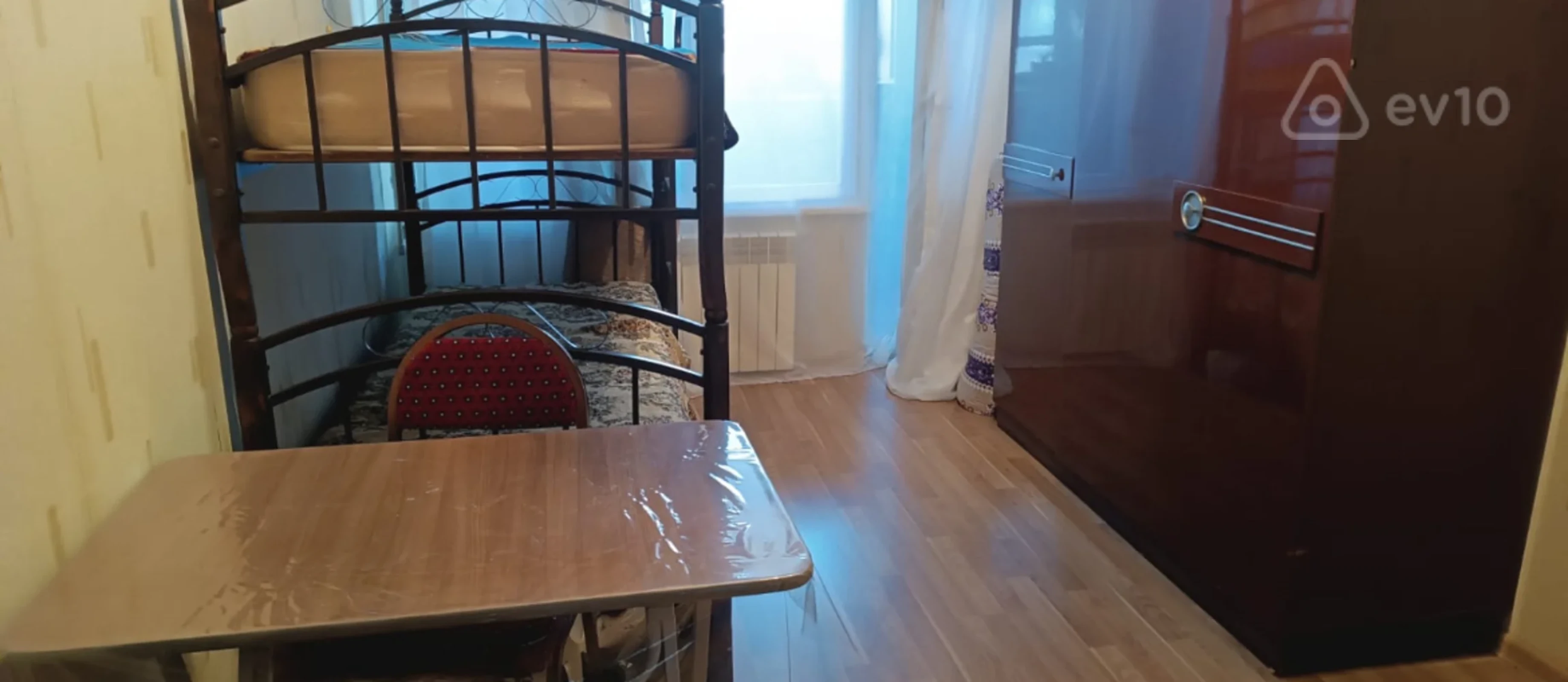 Kirayə verilir 3 otaqlı köhnə tikili 65 m²