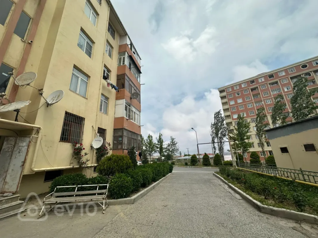 Satılır 3 otaqlı yeni tikili 96 m²