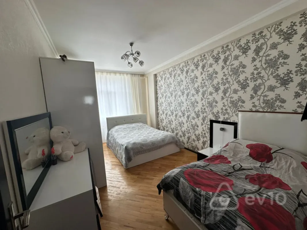 Satılır 3 otaqlı yeni tikili 96 m²