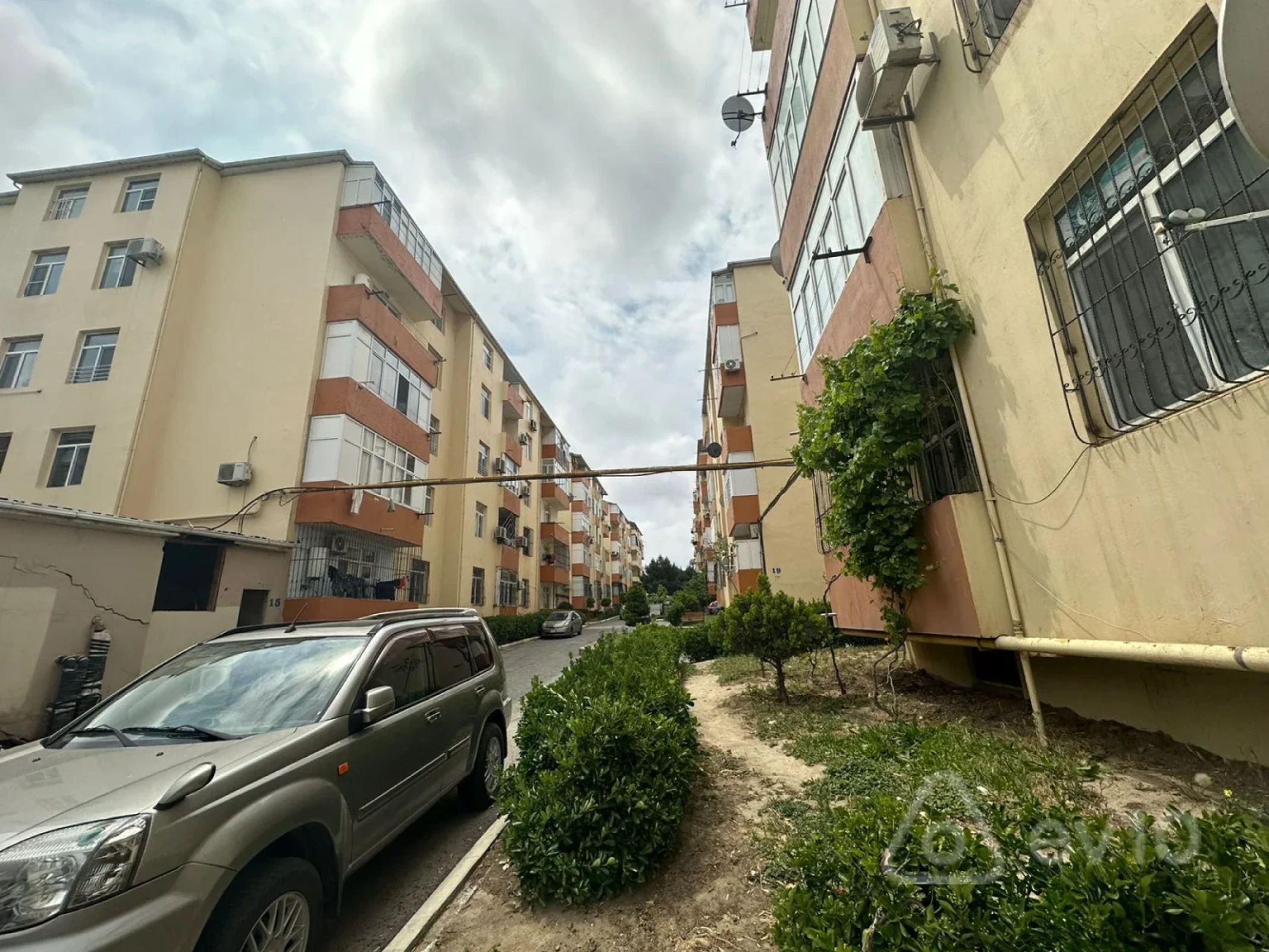 Satılır 3 otaqlı yeni tikili 96 m²