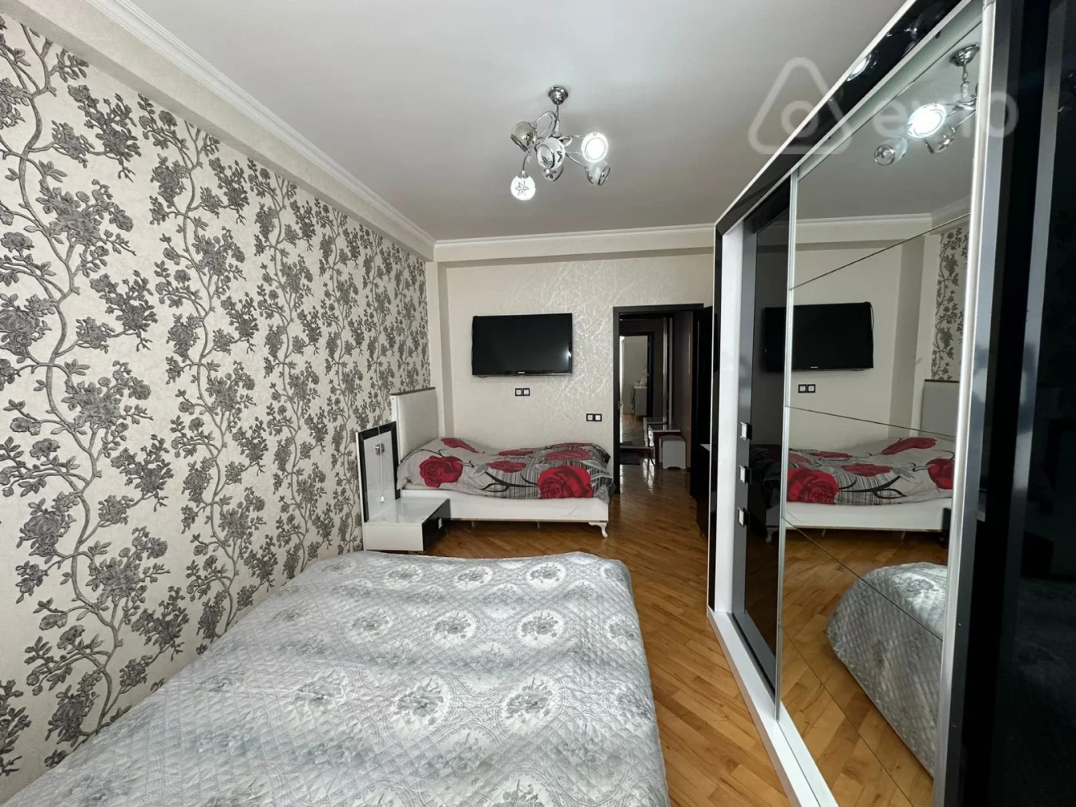 Satılır 3 otaqlı yeni tikili 96 m²