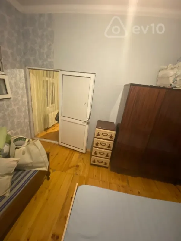 Kirayə verilir 2 otaqlı həyət evi 65 m²