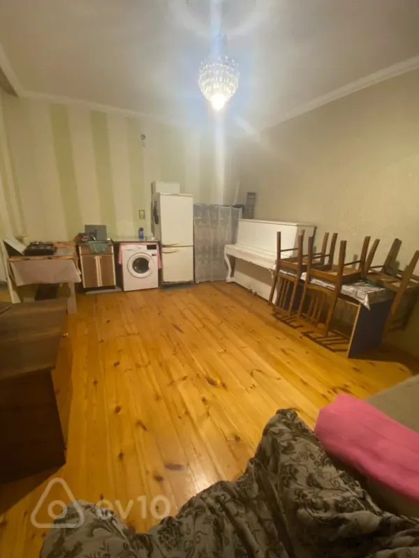 Kirayə verilir 2 otaqlı həyət evi 65 m²