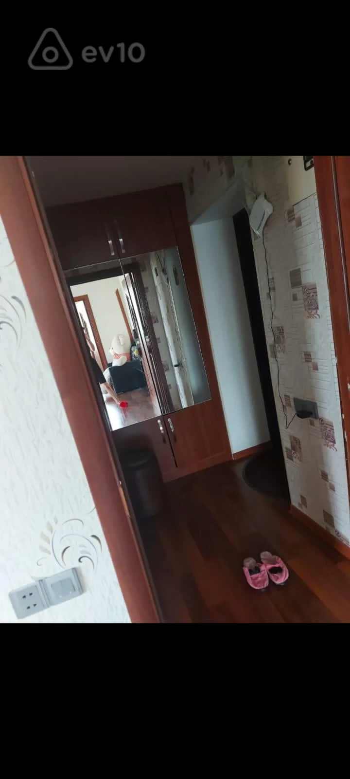 Kirayə verilir 2 otaqlı köhnə tikili 65 m²