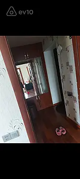 Kirayə verilir 2 otaqlı köhnə tikili 65 m²