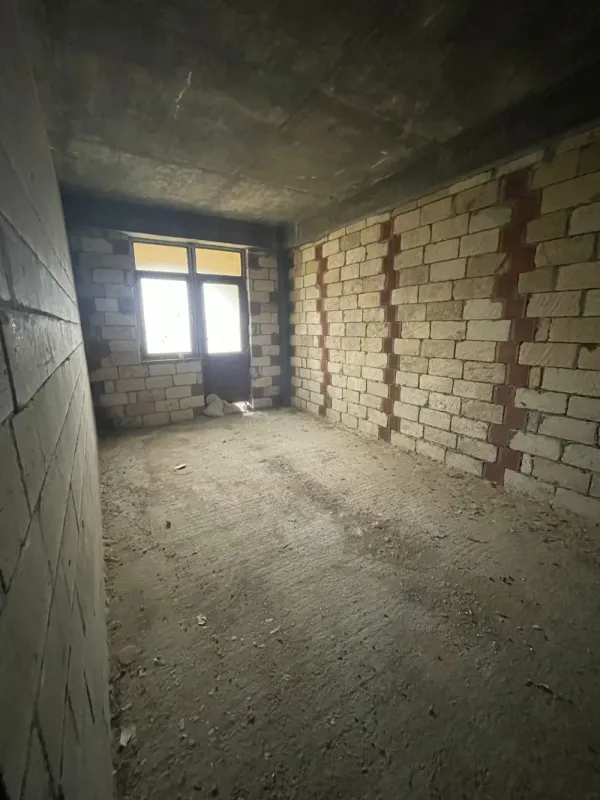 Satılır 2 otaqlı yeni tikili 70 m²