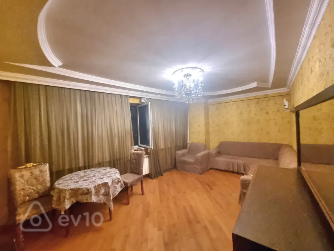 Kirayə verilir 2 otaqlı yeni tikili 80 m²