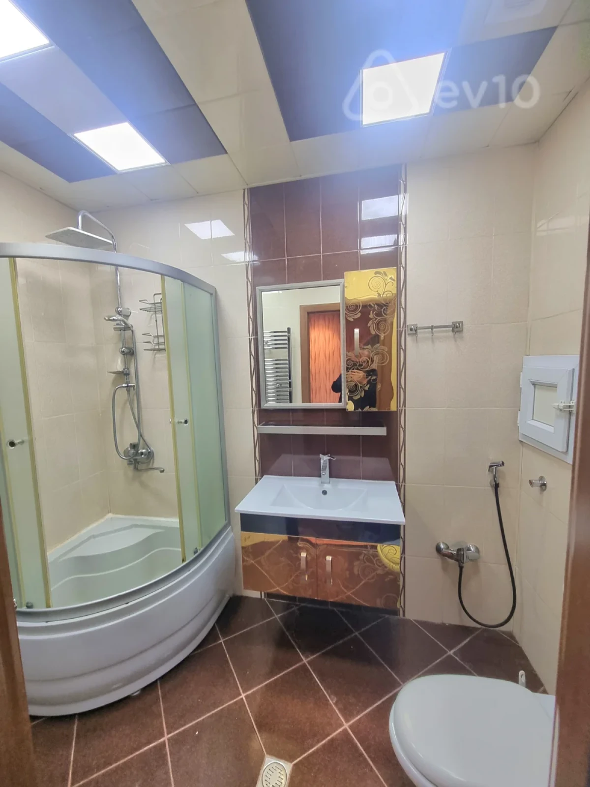 Kirayə verilir 2 otaqlı yeni tikili 80 m²