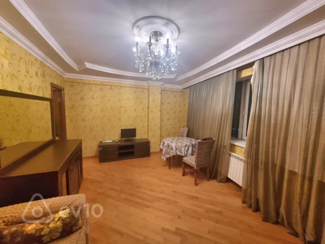 Kirayə verilir 2 otaqlı yeni tikili 80 m²