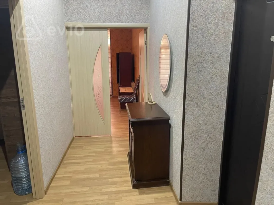 Kirayə verilir 3 otaqlı köhnə tikili 65 m²
