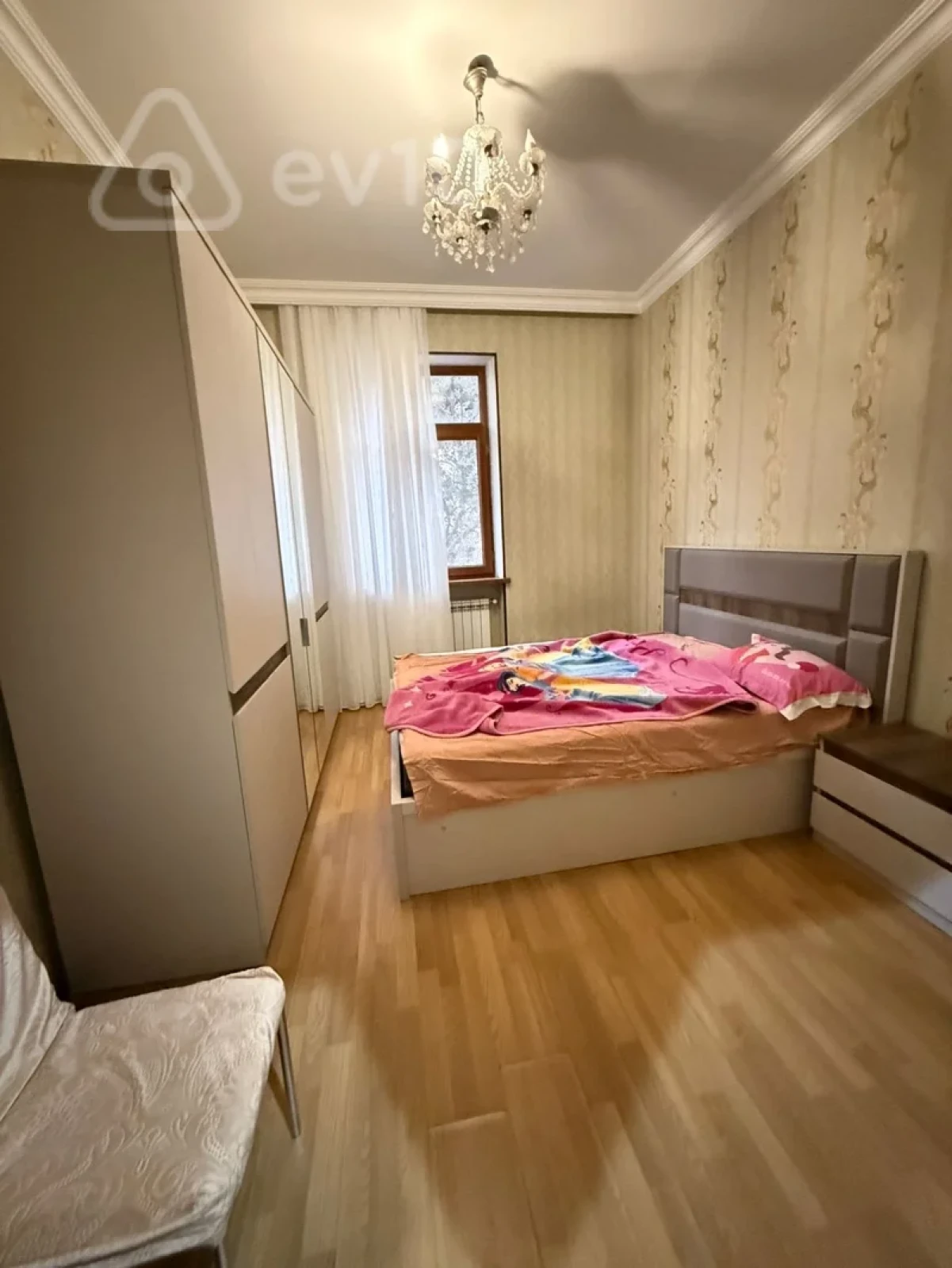 Kirayə verilir 3 otaqlı köhnə tikili 65 m²