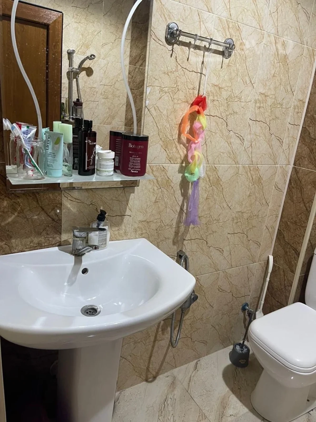 Kirayə verilir 3 otaqlı köhnə tikili 65 m²