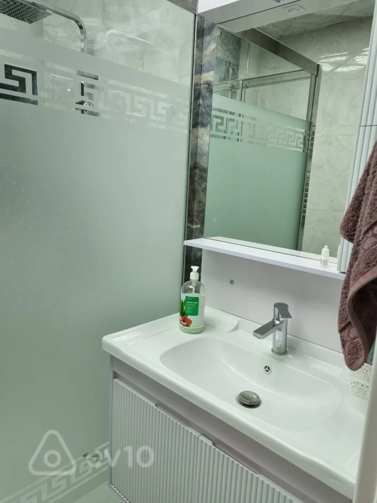 Kirayə verilir 2 otaqlı yeni tikili 65 m²