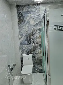 Kirayə verilir 2 otaqlı yeni tikili 65 m²