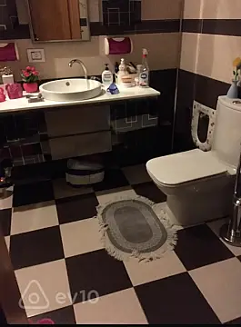 Kirayə verilir 4 otaqlı yeni tikili 150 m²