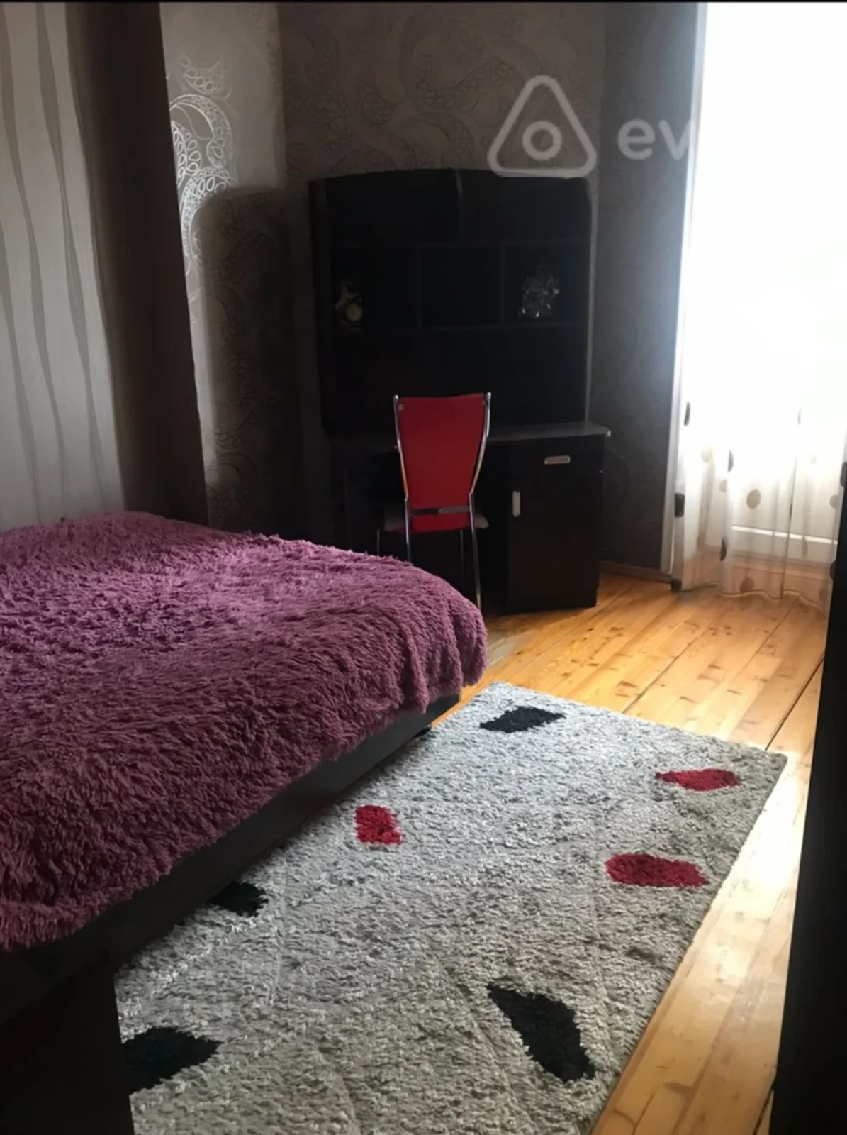 Kirayə verilir 4 otaqlı yeni tikili 150 m²