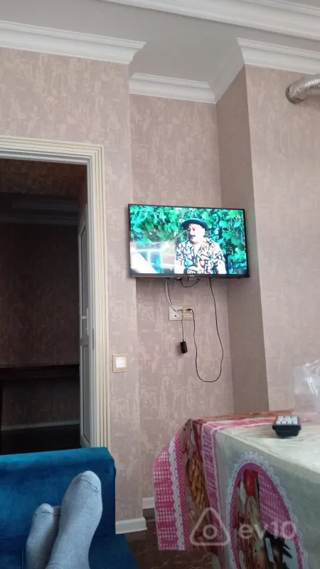 Kirayə verilir 2 otaqlı yeni tikili 45 m²