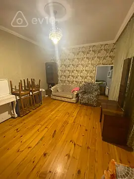 Kirayə verilir 2 otaqlı həyət evi 65 m²