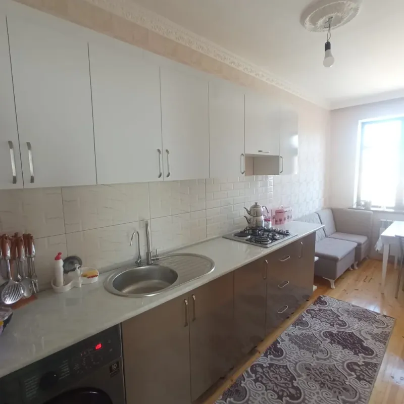Satılır 3 otaqlı həyət evi 100 m²
