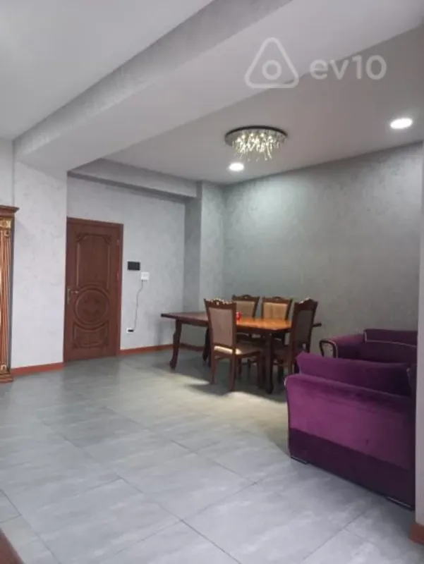 Kirayə verilir 3 otaqlı yeni tikili 90 m²