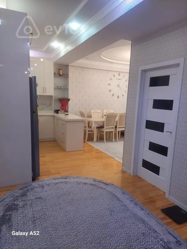 Satılır 3 otaqlı yeni tikili 84 m²