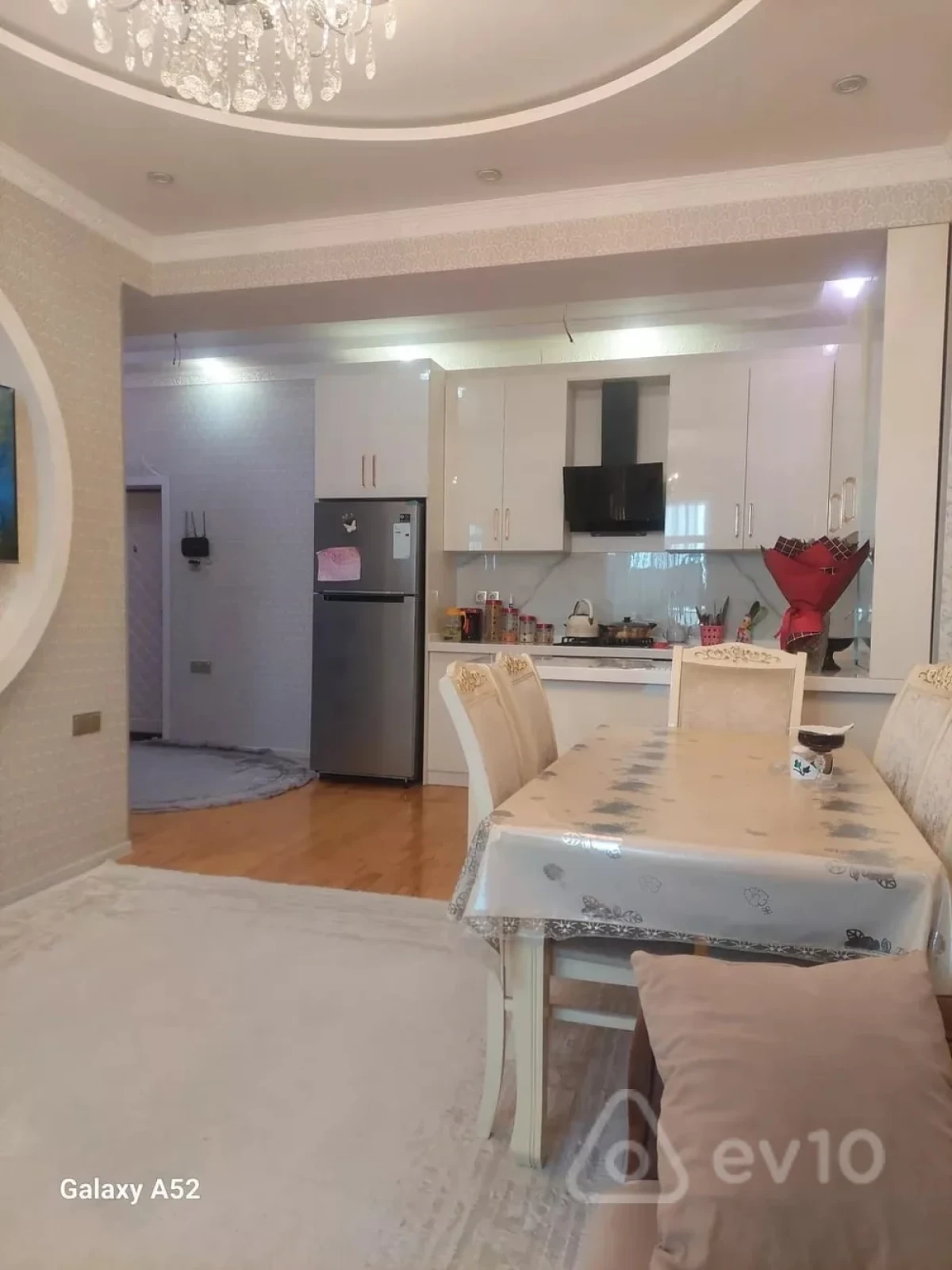 Satılır 3 otaqlı yeni tikili 84 m²