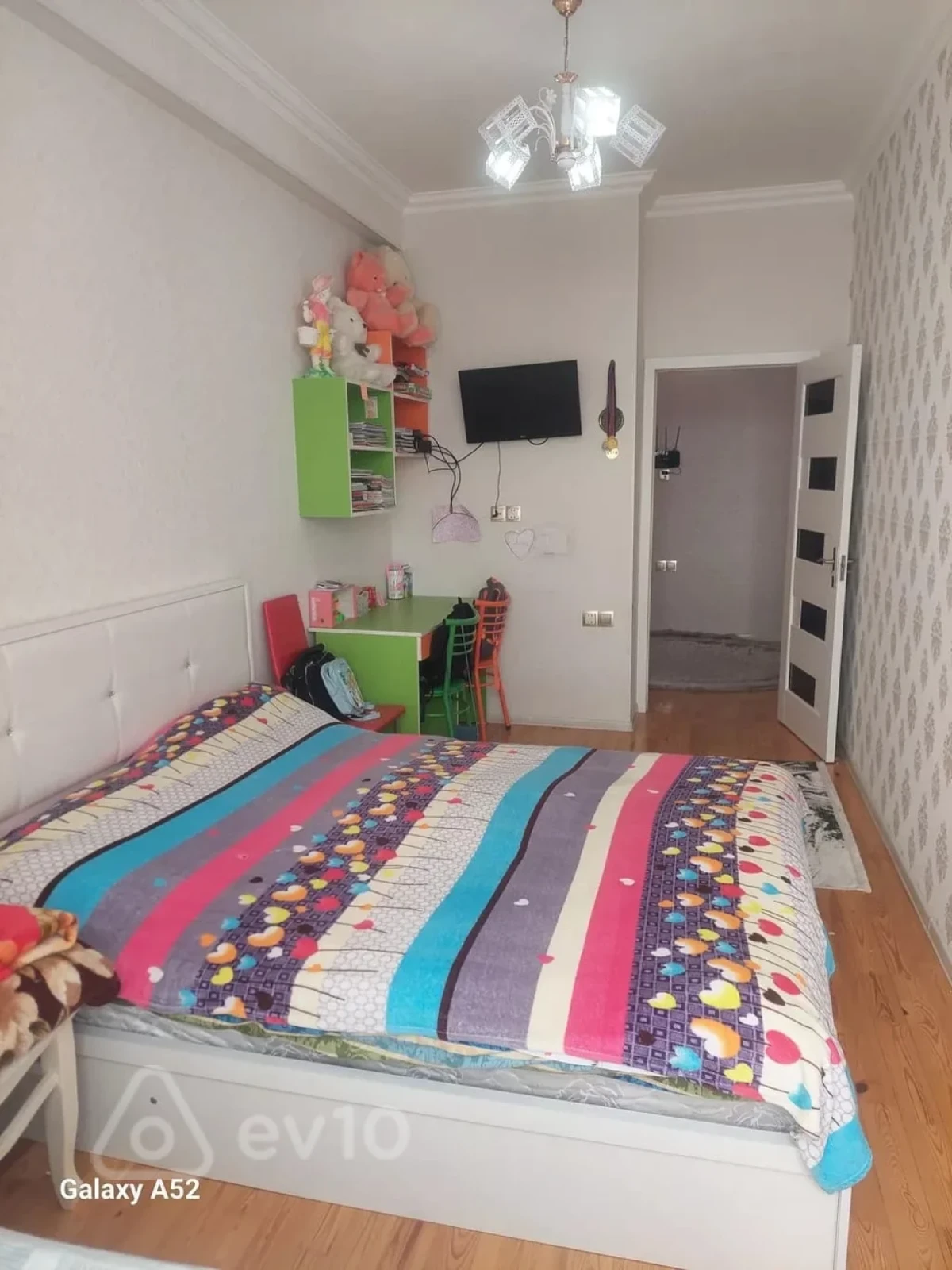 Satılır 3 otaqlı yeni tikili 84 m²