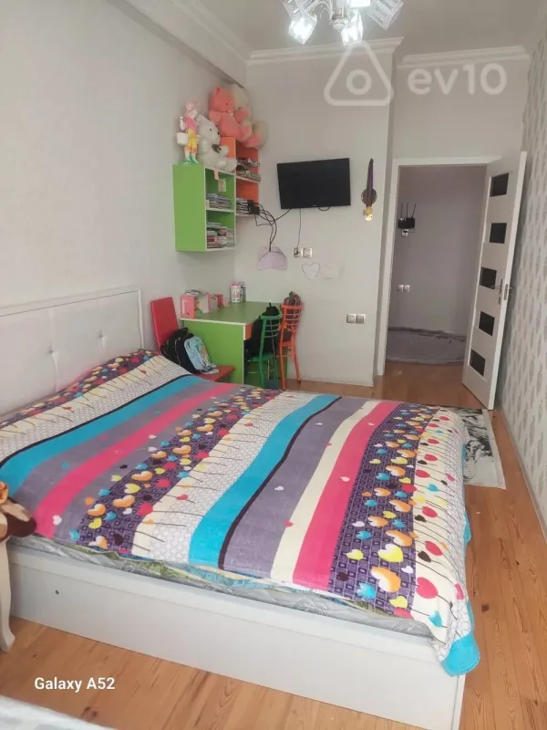 Satılır 3 otaqlı yeni tikili 84 m²